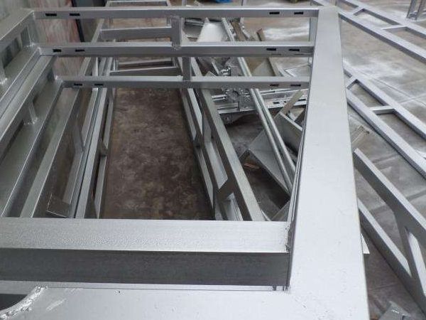 自動喂料機(jī)